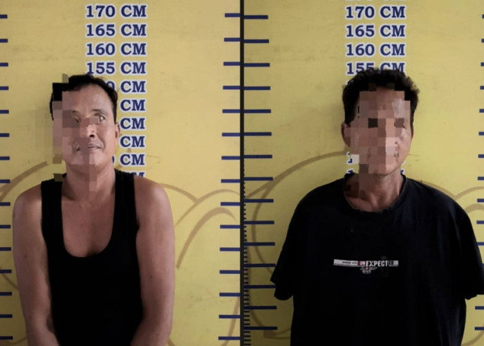 Dua Bersaudara Kandung Ditangkap, Polisi Sita 202 Gram Sabu Tersembunyi di Atas Jendela Dapur