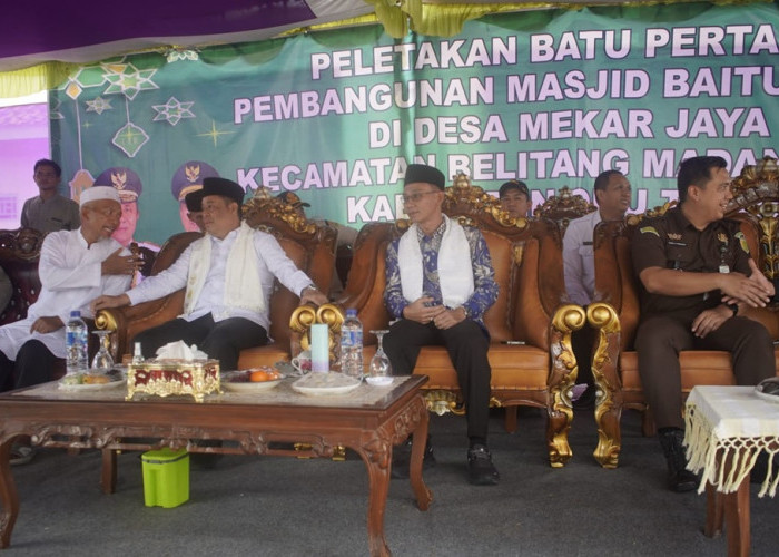 Wagub Sumsel dan Wabup OKU Timur Kompak Letakkan Batu Pertama Tanda Pembangunan Masjid Baitul Huda