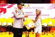 HUT Bhayangkara ke 79 Tahun 2025 Polres OKU Timur Berikan Bansos