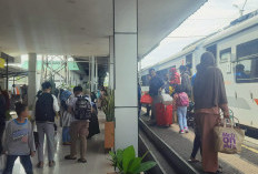 Penumpang Kereta Api Meningkat