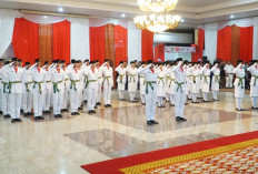 Herman Deru Resmi Mengukuhkan Paskibraka Sumsel 2025
