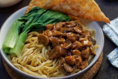 Resep Membuat Mie Ayam Rumahan Lezat, Lebih sehat Tanpa Bahan Pengawet, Cara Praktis Banget