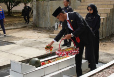 Penuh Khidmat, Pemkab OKU Timur Kenang Jasa Pahlawan Lewat Ziarah Nasional 2025