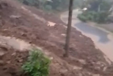 Material Tanah Tutupi Jalan, Warga Warkuk Ranau Selatan Keluhkan Proyek Pembangunan