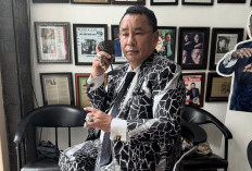 Prabowo Kirim Hampers Natal ke Hotman Paris, Kenang Hubungan 25 Tahun