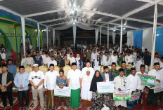Safari Ramadhan, Bupati Enos Sampaikan Pembangunan Positif Bidang Kesehatan Masyarakat 