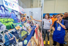 Kunjungi Comic Frontier, Sebut Kreator Lokal Tinggal Didorong ke Pasar Global