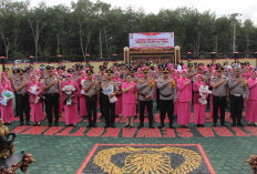 51 Personel Polres OKU Timur Mendapatkan Kenaikan Pangkat
