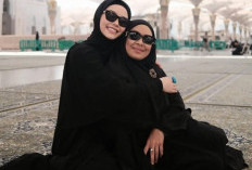 Alyssa Daguise Laksanakan Umrah Bersama Ibunda