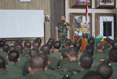 Danpuslatpur Kodiklatad berikan Motivasi Bela Negara dan Patriotisme Siswa SPPI