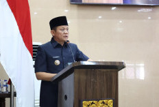 Sidang Paripurna, Jawaban Bupati Enos Terhadap Pandangan Fraksi 