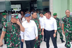 Menteri ATR Serahkan Langsung Sertifikat Puslatpur kepada Kasad TNI