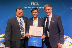 Indra Sjafri Lulus dari Program FIFA Technical Leadership Diploma di Zurich