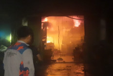 Ruko 4 Pintu Hangus Terbakar