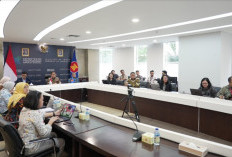 Ajak ASEAN Lakukan Negosiasi Bersama untuk Hadapi Amerika Serikat