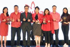 Merry Riana Sukses Raih Excellence Performance Award dari TanCorp