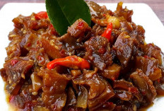 Langka Bikin Oseng Kikil Pedas yang Bikin Ketagihan