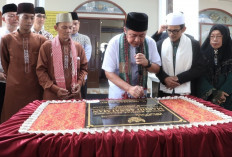 Resmikan Masjid As-Salman, Herman Deru Pesan Agar Muliahkan Masjid 