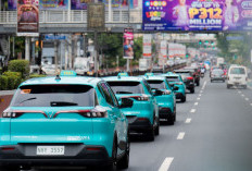 Mobil Taksi Listrik GSM Tekhnologi AI Resmi Mengaspal di Jalanan