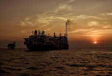 Oversupply Minyak Dunia Tekan ICP Desember 2025 