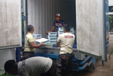Distribusikan 100 Ton Kurma Saudi