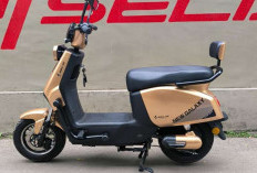 Benarkah Motor listrik Selis E-Max 2026 Bisa Melaju Hingga 230 KM? Ini Spesifikasi Baterai Miliknya