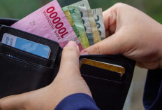 Gaji ke-13 Cair, Daya Beli dan Pertumbuhan Ekonomi Merangkak Naik