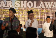 Wabup Yudha Bersama Ribuan Masyarakt Ikuti Gebyar Sholawat dan Road Show Jaljalut 