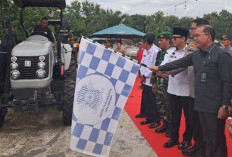 Dukung Ketahanan Pangan, Serahkan Bantuan Pertanian