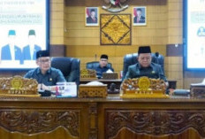 Wakil Bupati OKU Hadiri Paripurna DPRD Bahas Raperda Pertanggungjawaban APBD 2025