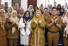 Perkuat Identitas Daerah, OKU Timur Latih Pelaku IKM Produksi Tas Wastra dan Batik