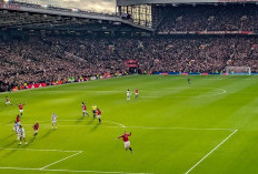 Manchester United Tembus Tiga Besar Premier League