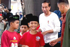 Lebaran Idul Fitri 2024, Presiden Jokowi ajak Anak Yatim Piatu Belanja di Plaza Atrium