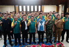 Bupati Enos Hadiri Pelantikan Pengurus KONI OKU Timur 