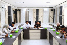 Kejari OKU Dampingi Bulog dalam Penyaluran Bantuan Pangan, Pastikan Kualitas Beras Sesuai Standar