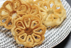 Cara Membuat Kue Kembang Goyang yang Cantik dan Renyah