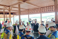 Bupati OKU Selatan Pantau Bendungan Waduk Tiga Dihaji