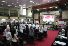 Bahas Implementasi Sekolah Swasta Gratis dengan Komisi X DPR RI