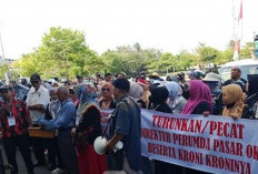 Ratusan pedagang Pasar Atas  Demo, Tuntut Audit dan Pencopotan Direksi PD Pasar
