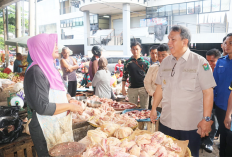 Jelang Natal dan Tahun Baru, Pj Bupati Muara Enim Sidak Pasar