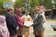 Upacara Hardiknas di Kabupaten OKU Timur Berlangsung Khidmat 