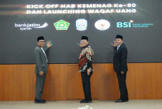 Luncurkan Gerakan Wakaf Uang