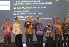 Pj Bupati Muara Enim Terima Penghargaan Top Pembina BUMD 2024, Bukti Nyata Dorong Kemajuan BUMD