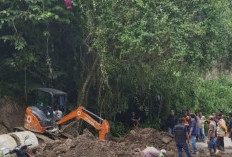 Akses Terganggu Longsor, BPBD OKU Selatan Gerak Cepat Lakukan Evakuasi
