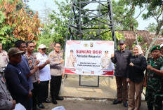 Polda Sumsel Bangun Sumur Bor di OKU Timur, Warga Desa Kota Baru Kini Nikmati Air Bersih