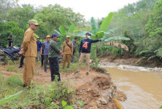 Pastikan Program Berjalan Optimal, Bupati OKU Selatan Kunjungi Buay Pemaca