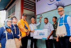 Pastikan Listrik Menyala hingga Pedalaman Papua