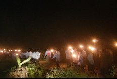 Pawai Obor Santri Ponpes Fathul Ulum dan Masyarakat Desa Srimulyo Meriahkan Malam Idul Adha