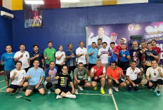 Jalin Silaturahmi, Kemenpora Badminton Club Tanding Bulutangkis dengan Forkomsam