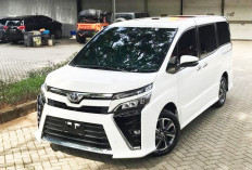 Mobil Toyota Voxy, Disain Khusus  dengan gaya yang lebih mewah untuk kelas menengah